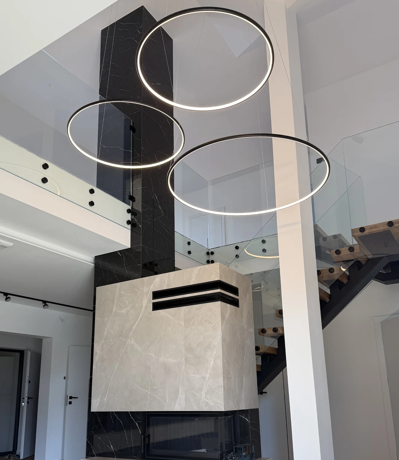 Led Orbit S – kompozycje z 3 i 4 ringów LED
