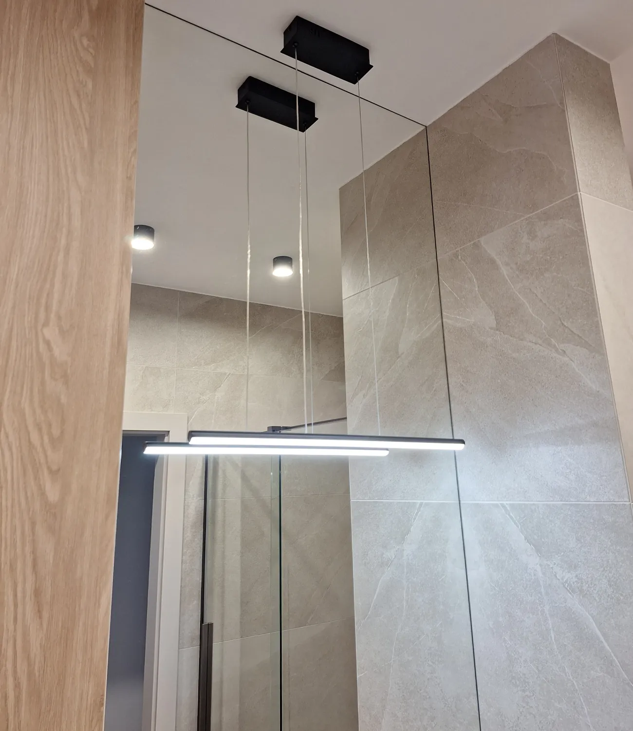 Led Line – minimalistyczne lampy liniowe LED do kuchni i jadalni