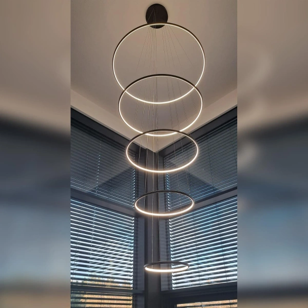 Nowoczesna lampa wisząca Led Orbit No.5 120cm czarna smart barwa ciepła 3K LEDesign