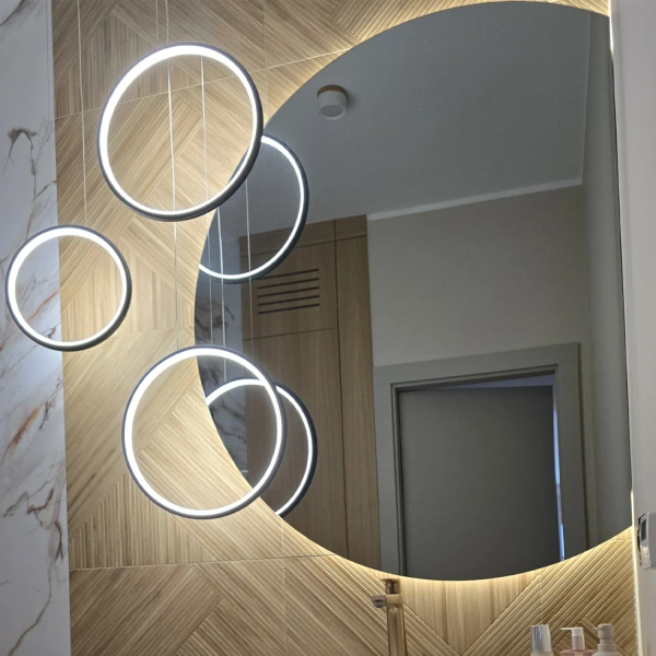 Nowoczesna lampa wisząca Led Moon No.3 czarna z pilotem 3000K–6000K LEDesign