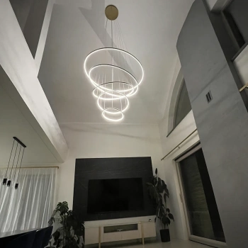 Nowoczesna lampa wisząca Led Orbit No.5 150cm złota sterowana pilotem barwa neutralna 4K LEDesign